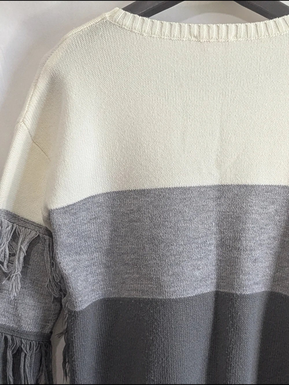 Pink Lily Fringe Colorblock Knit Sweater Ivory Gray Long Sleeve Boho Size S
